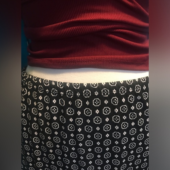 Briggs New York Stretch Flounce Hem Skirt and tank lot sold together. - Picture 8 of 13